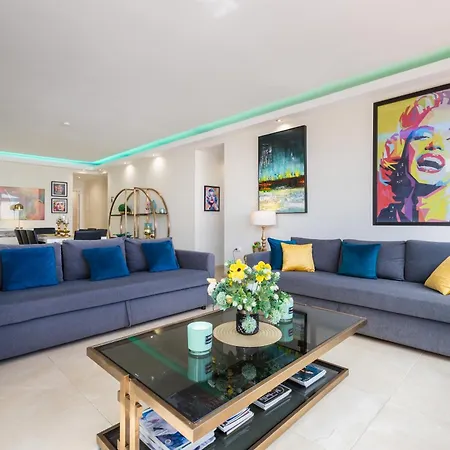 Daire - Beachfront Luxury Apartment, 5br Playas Del Duque Marbella