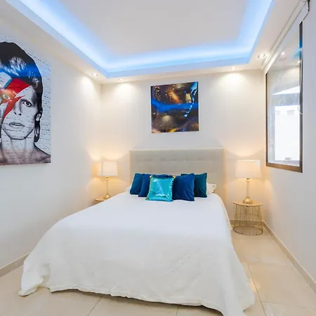 Apartman - Beachfront Luxury Apartment, 5br Playas Del Duque