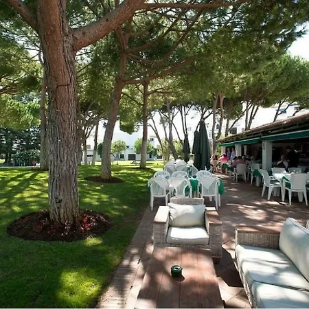 アパート Marbella Home Rentals - Beachfront Luxury Apartment, 5Br Playas Del Duque *