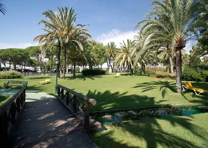 Marbella Home Rentals - Beachfront Luxury Apartment, 5Br Playas Del Duque דירה מארבלה