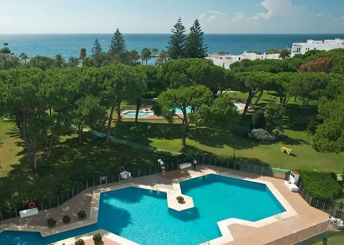 דירה - Beachfront Luxury Apartment, 5br Playas Del Duque מארבלה