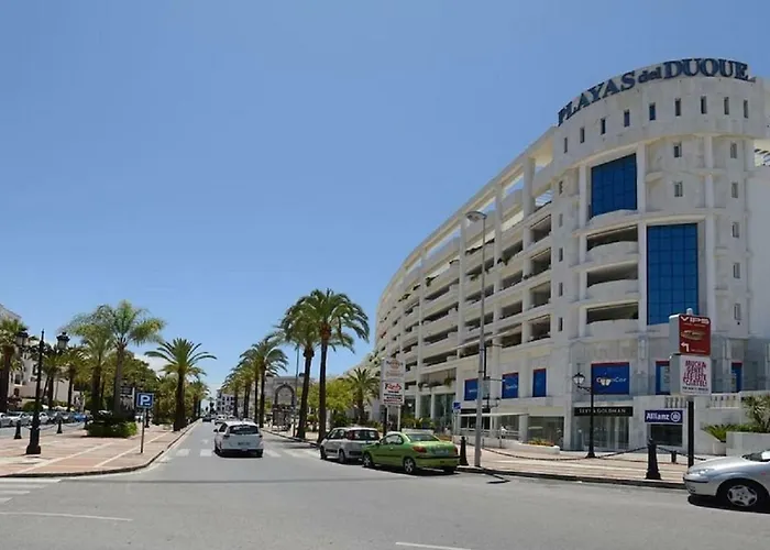 Apartament - Beachfront Luxury Apartment, 5br Playas Del Duque *