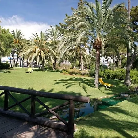 Marbella Home Rentals - Beachfront Luxury Apartment, 5Br Playas Del Duque Marbella